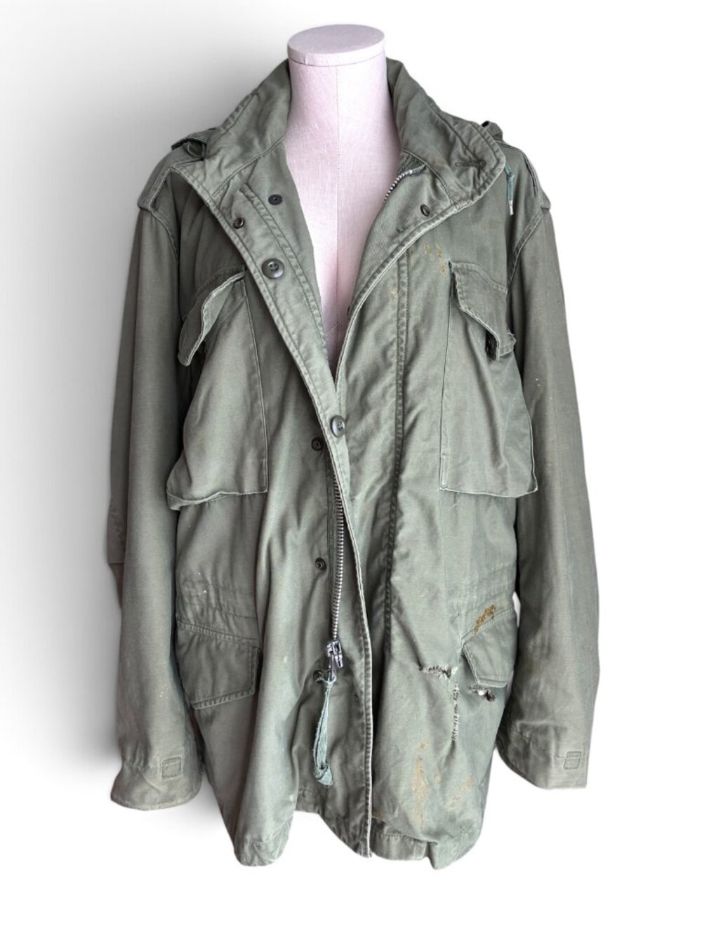Vintage 1960s M-65 Field Jacket 2nd Gen, Vietnam War Era, US Army Distressed LG